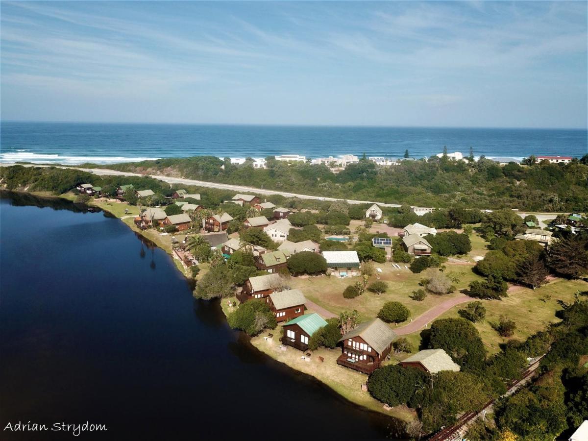 Pirates Creek Self-Catering Chalets Wilderness Exterior photo